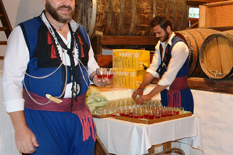 Crete: Traditional Dance Show and Buffet Dinner with WineTour in German, French, English with Pickup