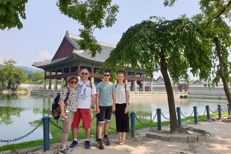Séoul : Visite privée personnalisée avec un guide local8 heures de visite à pied