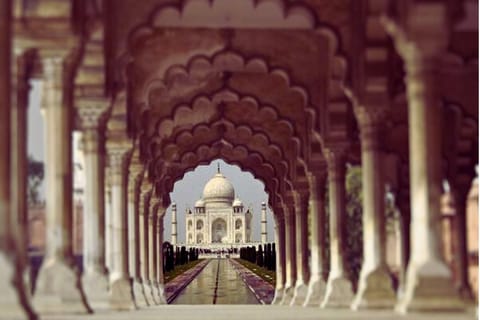 From Jaipur: Taj Mahal, Agra Fort, Baby Taj Day Trip by Car