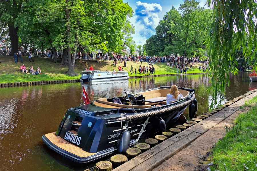 Riga: Private Bootstour Stadtkanal und Fluss Daugava. Foto: GetYourGuide