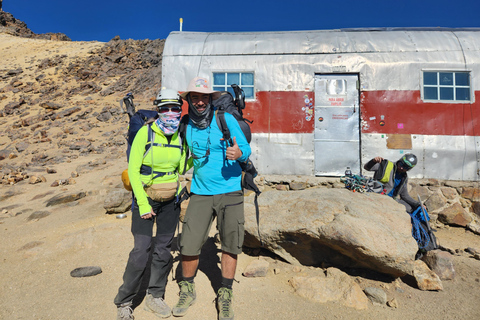 Conquer the summit of the Iztaccihuatl volcano Conquer the Summit of the Iztaccihuatl volcano