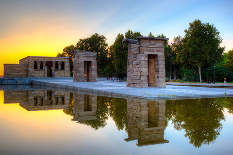 Madrid: Tour guidato a piedi del centro storico di MadridMadrid: tour guidato a piedi della città vecchia