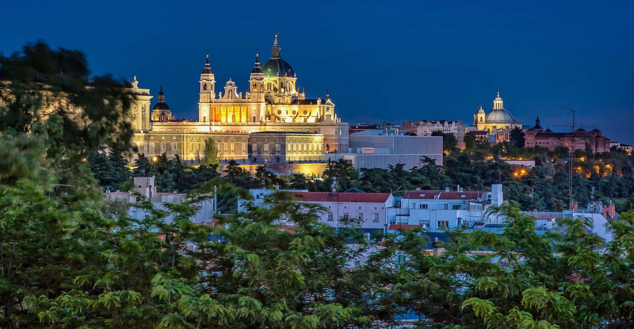 Madrid: City Highlights Guided Walking Tour