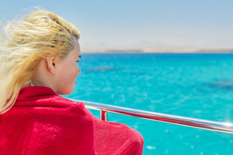 Hurghada: Tour dell'isola di Giftun con snorkeling e pranzo a buffet