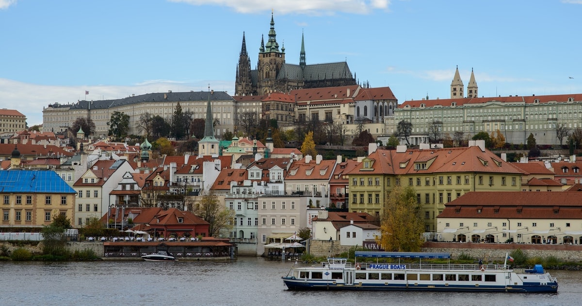 Prague Castle Tour With Tickets Getyourguide