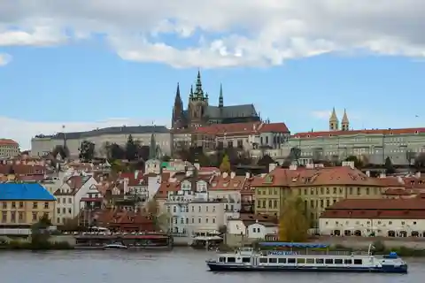 Prager Burg Tour mit Tickets