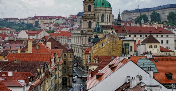 Tour around Prague Castle and Lesser Town in Spanish