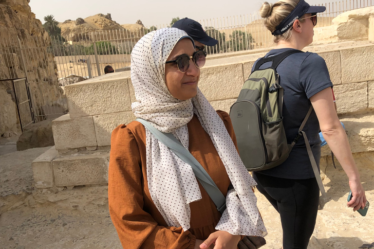 Female guides: Memphis, Saqqara, pyramids & the Sphinx tour Memphis, Saqqara, the pyramids and the Sphinx day tour