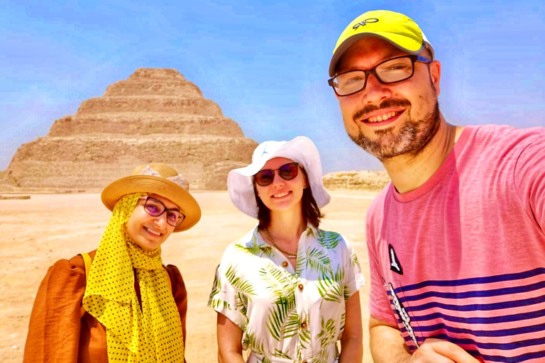 Vrouwelijke gidsen: Memphis, Saqqara, piramides en de Sphinx-tourMemphis, Saqqara, de piramides en de Sphinx-dagtour