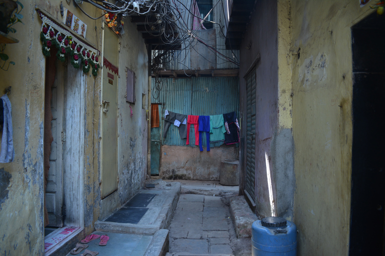 Inside Dharavi: Unveiling Mumbai's Slum Culture Tour