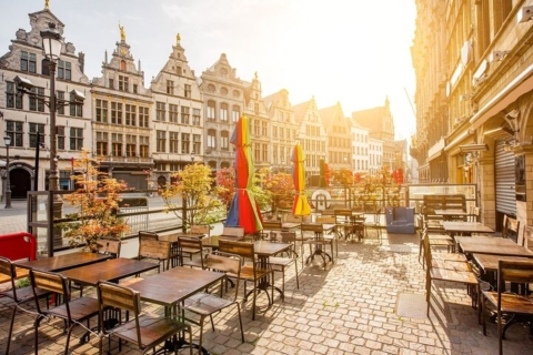Antwerp: Private custom tour with a local guide 6 Hours Walking Tour