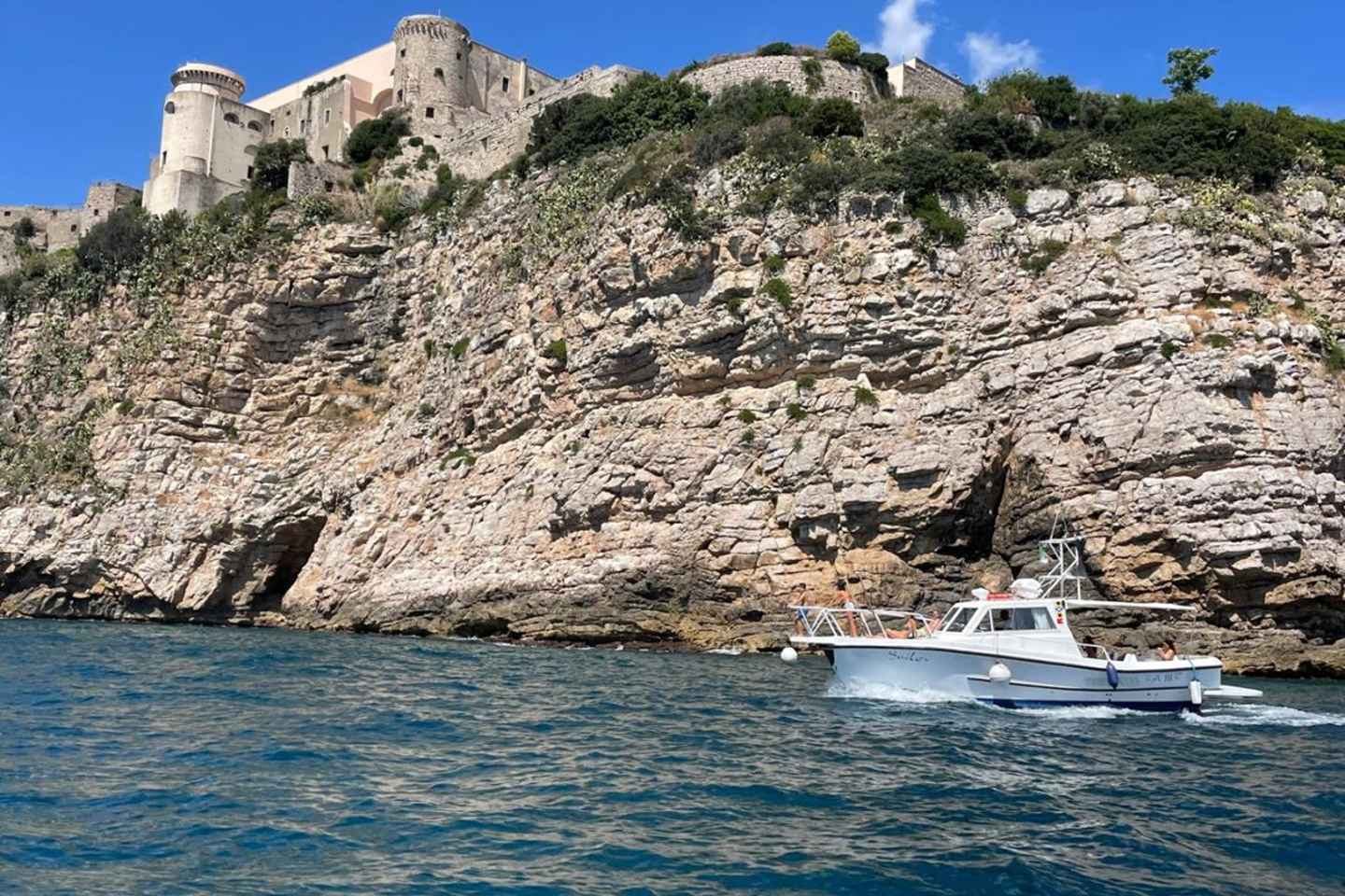 Gaeta: Guided Boat Tour of the Peninsula