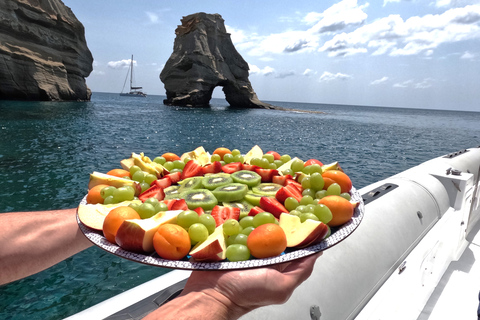 Milos: Half-Day Speedboat Cruise to Kleftiko with Snorkeling Shared Half-Day Speedboat Cruise with Snorkelling