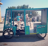 Bus de vélo électrique Tuktuk 4seat Rhodes 30 min Ville - Housity