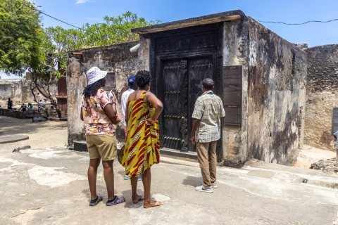 Mombasa Stadtrundfahrt: Fort Jesus Museum, Altstadt & Haller ParkAbreise von Diani & Tiwi
