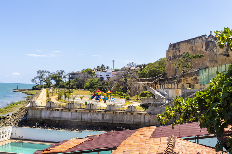 Mombasa City Tour: Fort Jesus Museum, oude stad en Haller ParkVertrek vanuit Diani & Tiwi