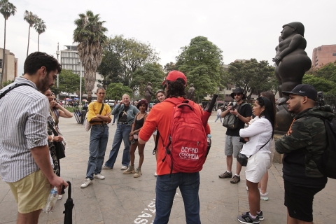 Medellin Downtown Walking Tour: culture and history