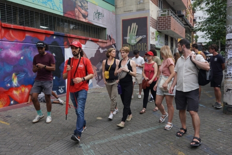 Gewalt & Postkonflikt-Wanderung: nach dem Medellin-Kartell