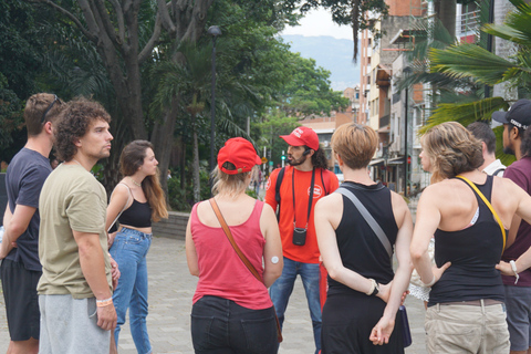 Gewalt & Postkonflikt-Wanderung: nach dem Medellin-Kartell