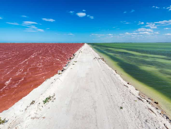 how to get to las coloradas from cancun