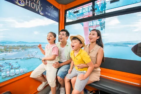 VinWonders Entry Ticket with Optional Cable Car