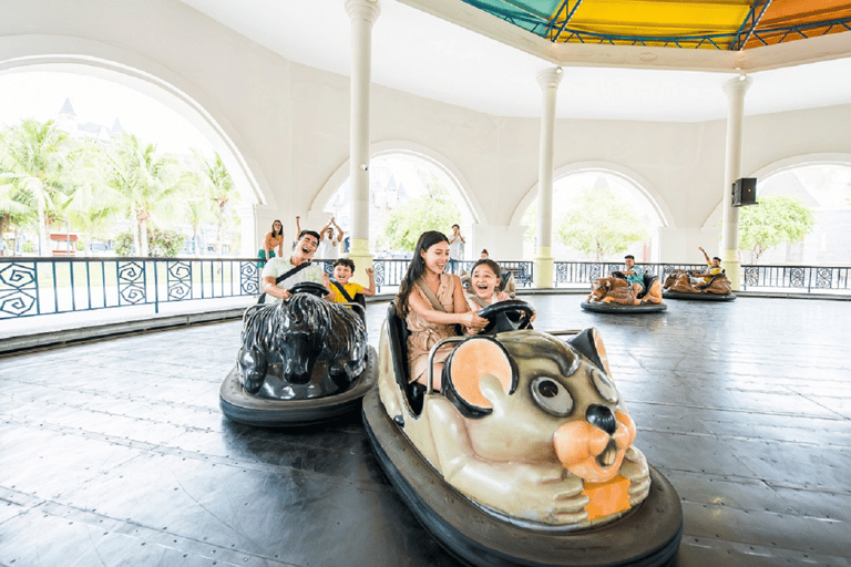 Nha Trang : billet d&#039;entrée à VinWonders avec téléphérique en optionBillets d&#039;entrée standard + transfert aller-retour en téléphérique