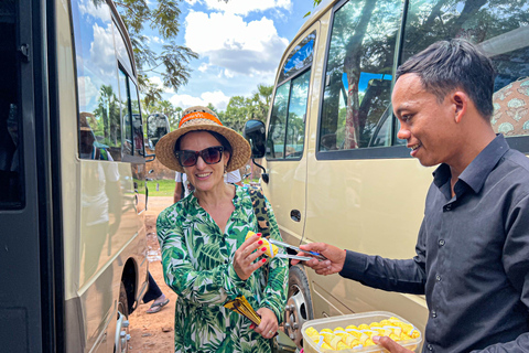 Siem Reap: całodniowa świątynia Angkor Wat z zachodem słońcaCałodniowe doświadczenie w małej grupie Angkor z zachodem słońca?