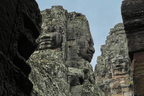 Siem Reap: Ganztägiges Angkor Wat-Tempel-Erlebnis mit SonnenuntergangGanztägige private Besichtigung von Angkor mit Sonnenuntergang