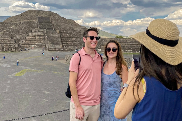 Ab Mexiko-Stadt: Guadalupe-Schrein & Teotihuacan TagestourPrivate Tour mit Abholung