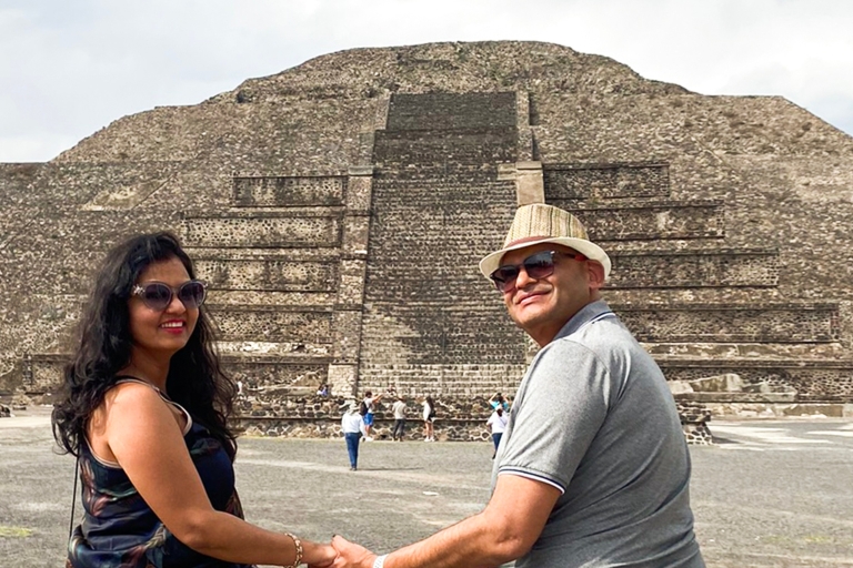 Vanuit Mexico-Stad: dagtrip Teotihuacán en GuadalupePrivétrip met ophaalservice