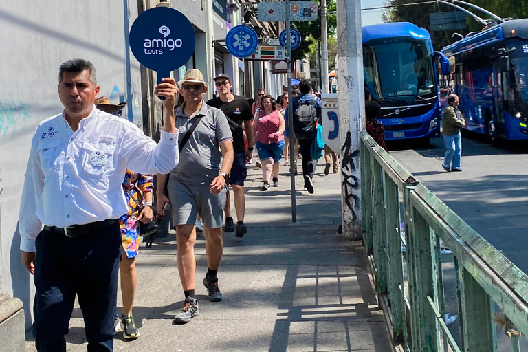 تيوتيهواكان، غوادالوبي، زوتشيميلكو كويواكان وفريدا كاهلوجولة في ضريح تيوتيهواكان وزوتشيميلكو وغ