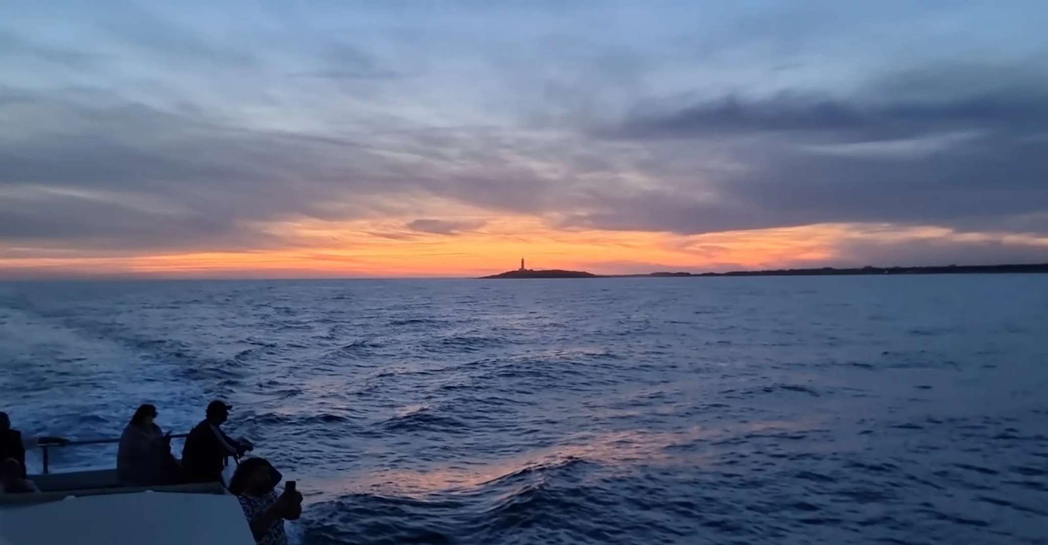 Barbate, Sunset Cruise with Glass of Cava - Housity