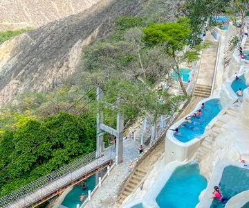 From Mexico City: Tolantongo Caves Small Group Tour