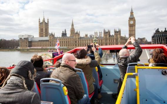 London:Landmarks Walking Tour, Hop On Hop Off Bus & Kreuzfahrt
