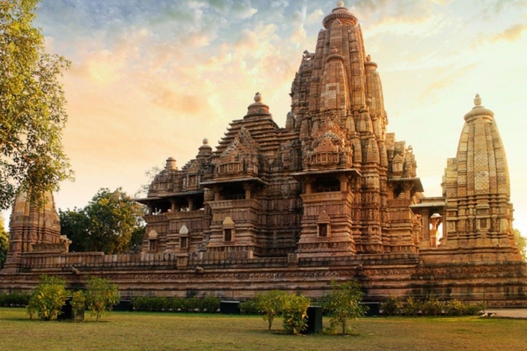 Khajuraho : Visite guidée privée d'une journée des temples et de l'histoire de KhajurahoExcursion d'une journée à Khajuraho