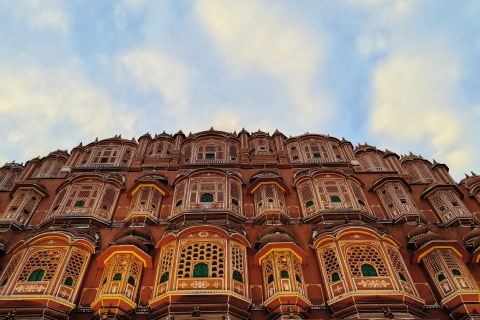Jaipur Same Day Tour from Delhi By Car Private Tour Guide Services.
