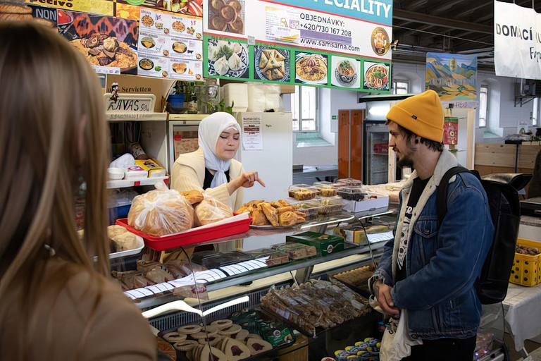 Prague: Czech cooking class by Chef Ondrej with market tour