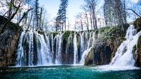 スプリットから、Plitvice Lakesガイド付きツアー - Housity