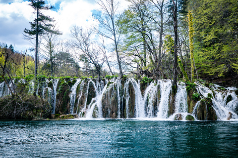 Au départ de Split/Trogir : Visite guidée des lacs de Plitvice en groupeAu départ de Split : Visite de groupe du parc national des lacs de Plitvice