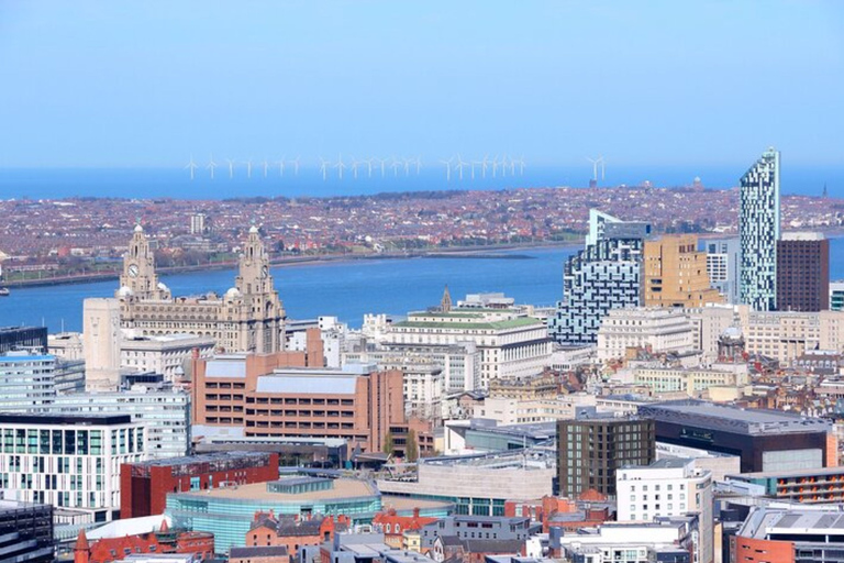 Liverpool: Private custom tour with a local guide