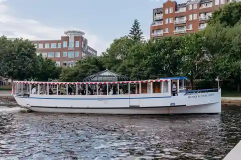 Boston: Charles River solnedgang og cocktailcruise