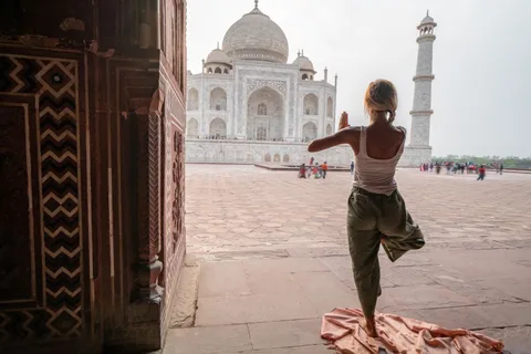 Discover the Magnificence of Taj Mahal Tour From Delhi