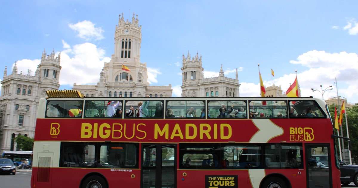 tour madrid by bus