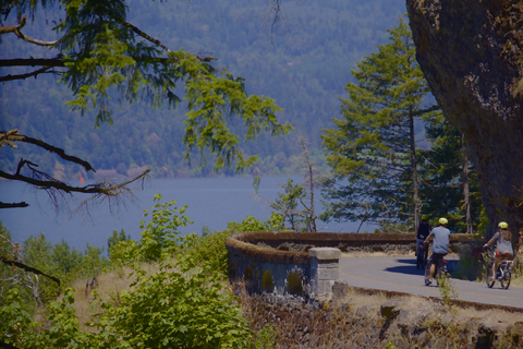 Portland: Excursión panorámica autoguiada en bicicleta eléctrica por las cataratas MultnomahPortland: Excursión autoguiada en bicicleta eléctrica por las cataratas Multnomah