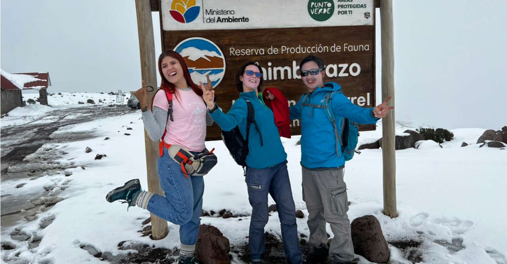 リオバンバ、チンボラゾ火山プライベートハイキングツアー - Hizvo