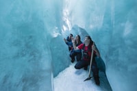 Franz Josef Glacier、ヘリコプター移動による2.5時間のハイキング - Housity