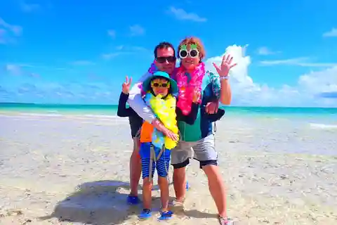 Ishigaki: Phantom Island Snorkeling and taketomi sightseeing