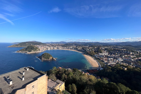 San Sebastián: Excursión Panorámica en Catamarán por la Bahía y la Costa