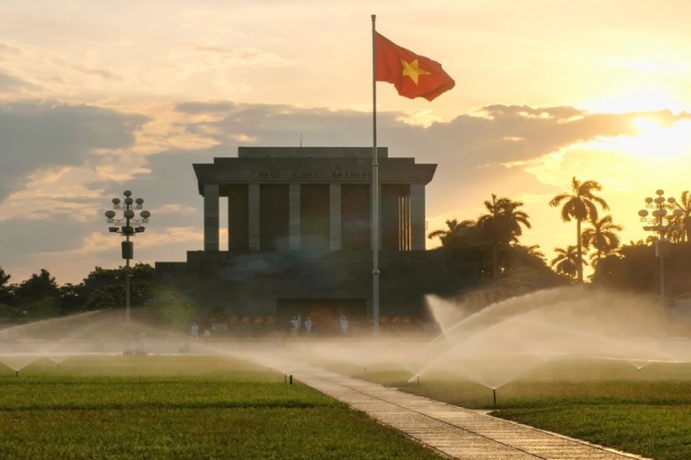 Najlepszy pakiet wycieczek po Wietnamie 12 dni 11 nocyWietnamska wycieczka czterosezonowa 12 dni 11 nocy