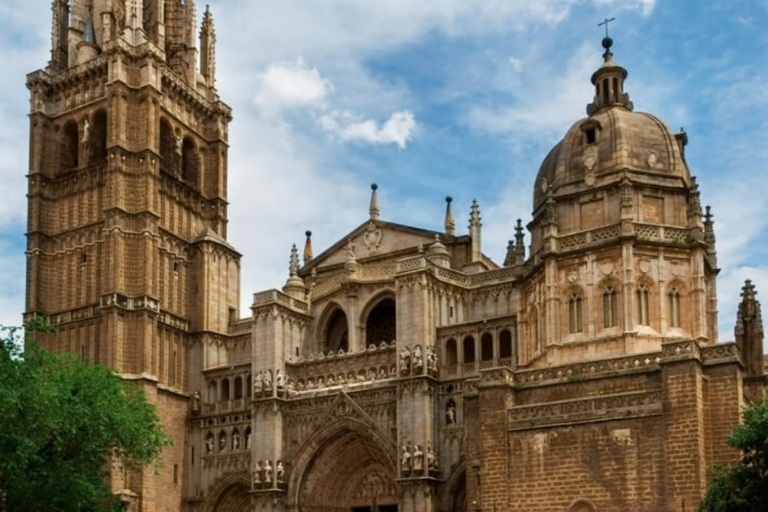 Full-Day Medieval Tour in Toledo and Ávila
